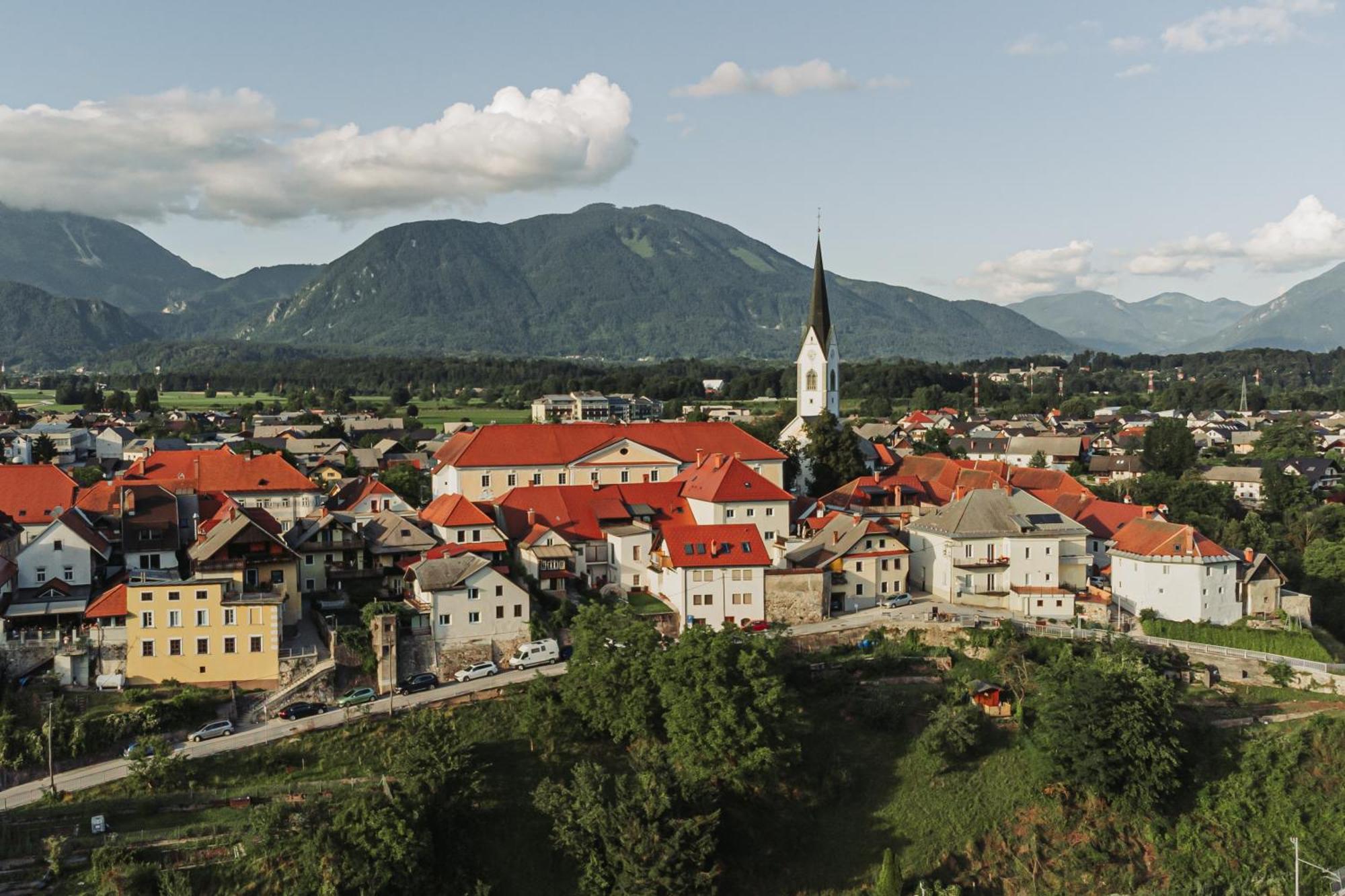 Grajski Dvor Radovljica Buitenkant foto